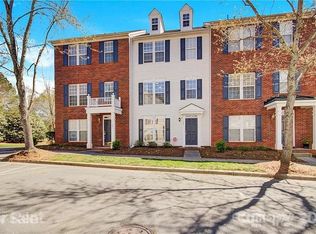 11605 Windsor Castle Ln, Charlotte, NC 28277