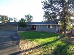 8890 Knobhill Cir, Redding, CA 96001