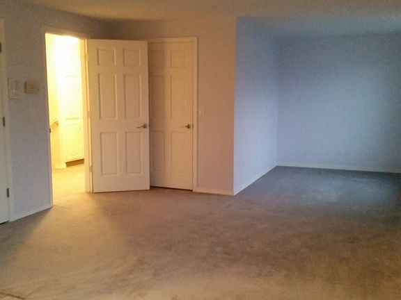 2nd image of 1022 Mountain View Blvd S