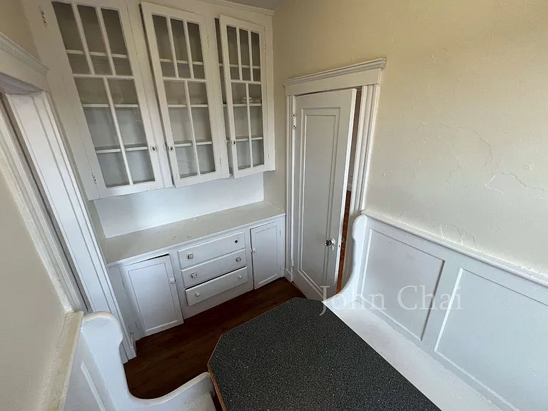 70 Chiswick Rd #11 — Photo 11
