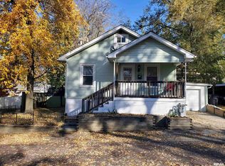 309 Charles St, Pekin, IL