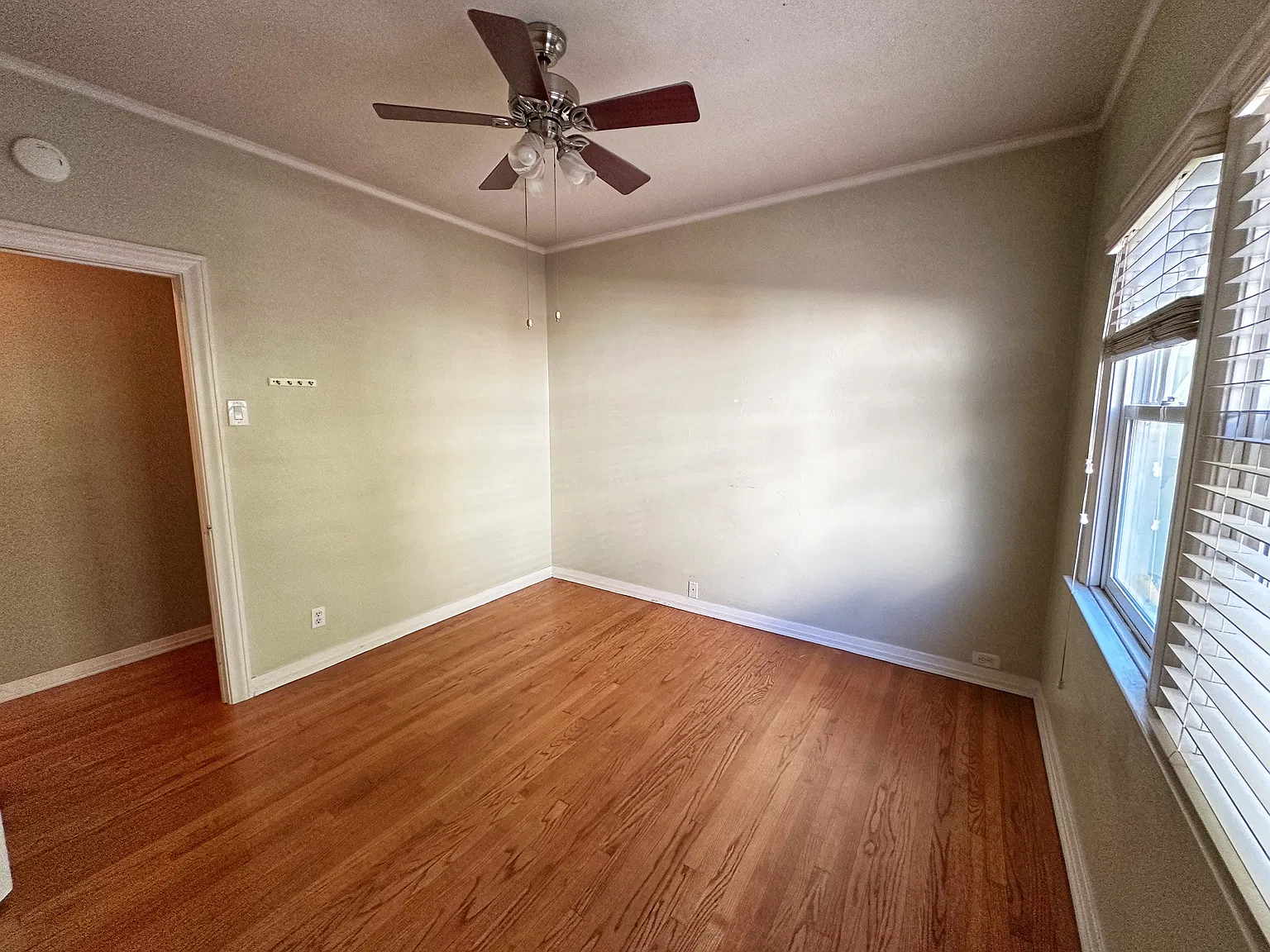 2 bed, 1400 sqft, $2,495 — Photo 2