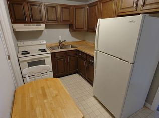 182 Cony St APT 8, Augusta, ME 04330