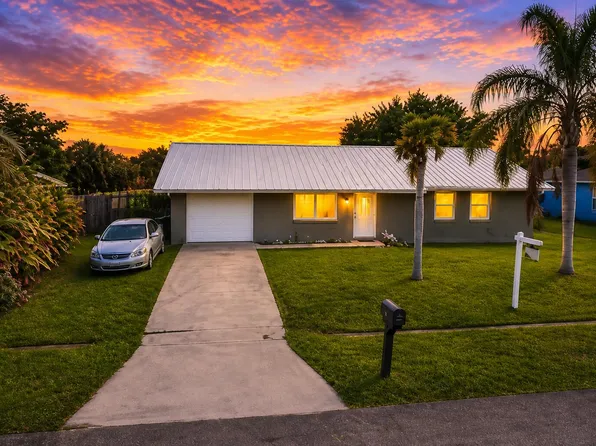 956 SE Browning Avenue, Port St Lucie, FL 34983
