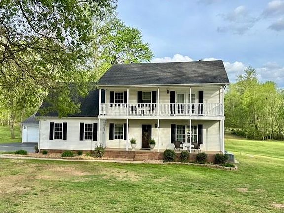 4th image of 198 Bradford Pear Ln