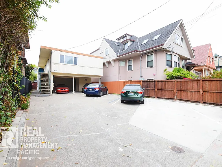2131 Parker Street — Photo 14