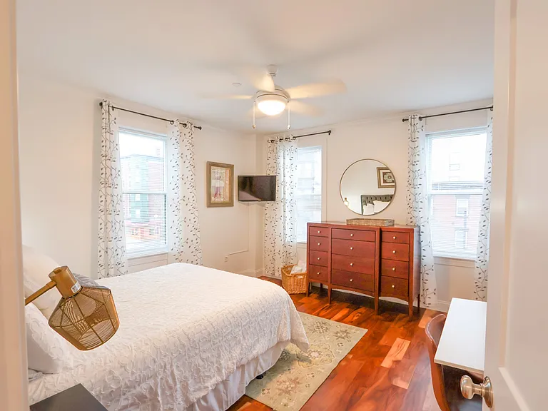 1008 Tremont St #5 — Photo 20