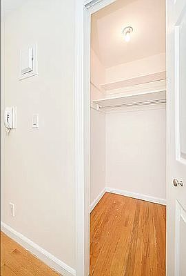 4th image of 306 E 91st St APT 6F