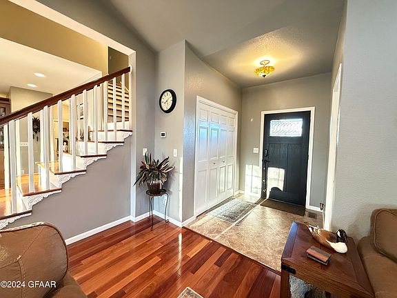 3rd image of 511 McDonald Dr