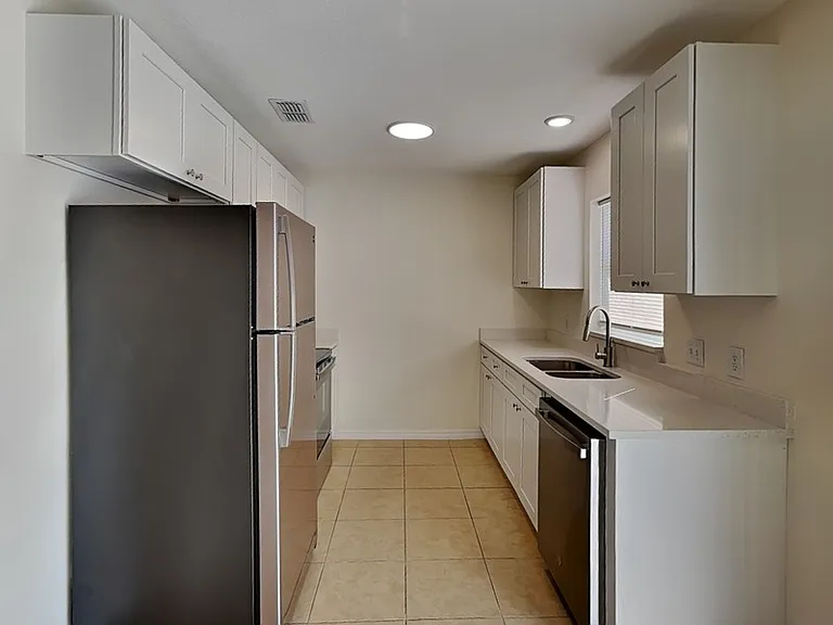374 Willow Song Ct — Photo 13