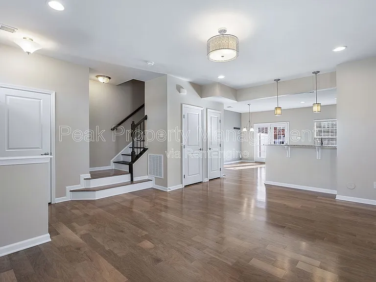 11323 Sadler Walk Ln — Photo 7