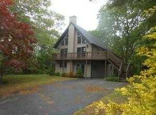 17 Wildflower Dr, Westerly, RI 02891