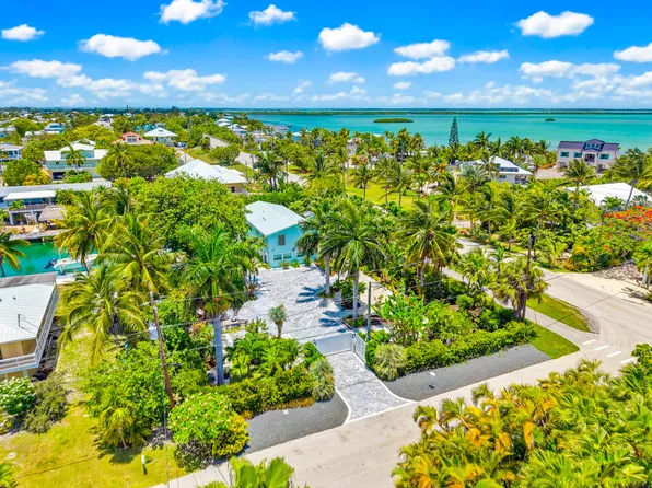 17195 Hibiscus Ln, Sugarloaf Key, FL 33042