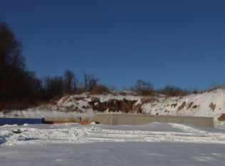 124 Ruby Rd, Pataskala, OH 43062