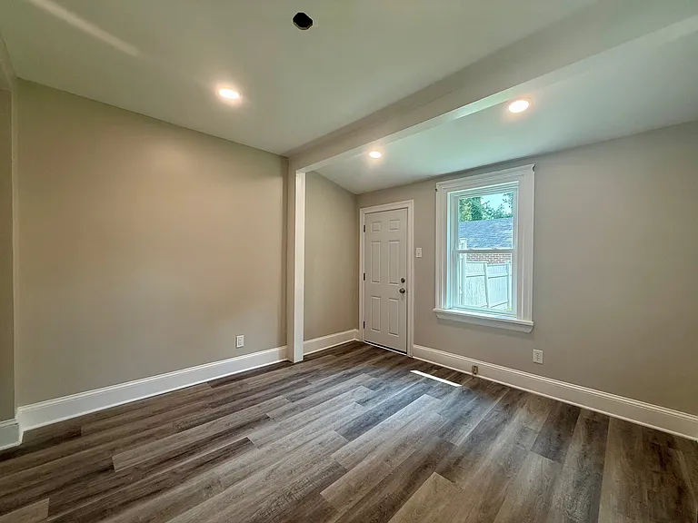 2602 W 18th St #1 — Photo 2