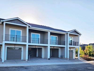 2976 25th Ave, Forest Grove, OR, 97116