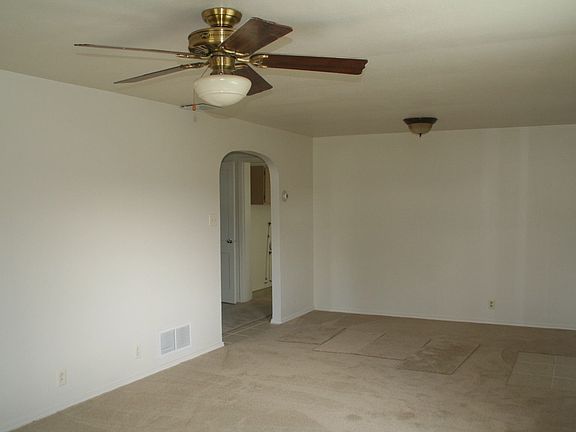 3rd image of 2227 Norwood Blvd