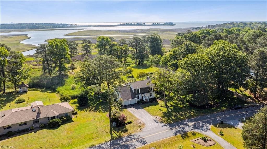 1009 Whippingham Pkwy, Carrollton, VA 23314 Zillow