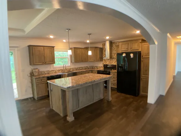 509 E Webb St, Mebane, NC 27302