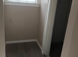 3867 Seward St, Omaha, NE 68111