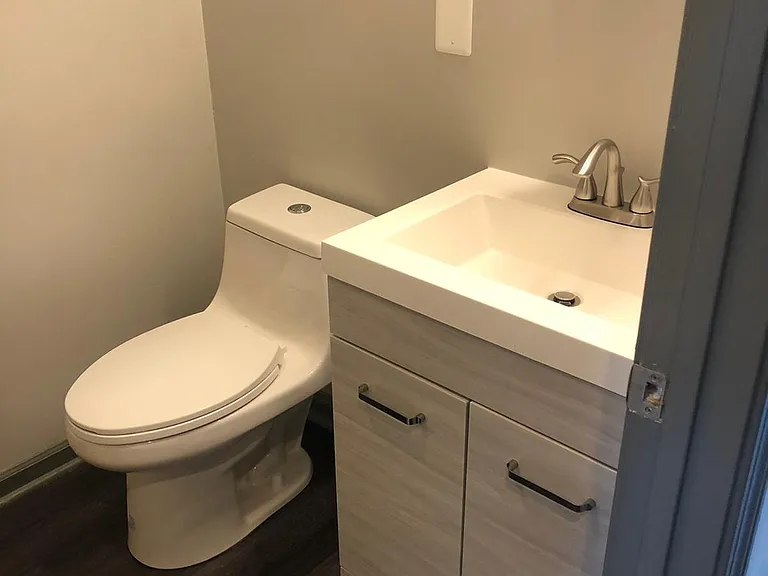 94A4 West St #34 — Photo 32