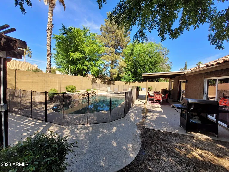 6002 E Beck Ln — Photo 26