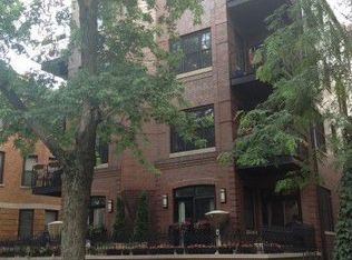 707 W Barry Ave APT 102, Chicago, IL 60657