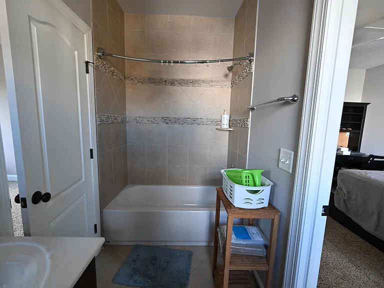 5604 Clearsprings Dr — Photo 30