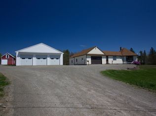 21 Robbins Rd, Madison, ME 04950