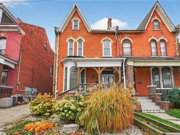 292 John St N, Hamilton, ON L8L 4P7