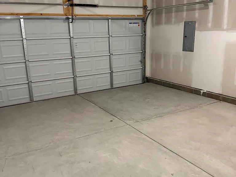 1079 Tomahawk Pl — Photo 1