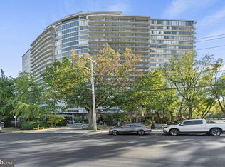 3900 Ford Rd APT 5M, Philadelphia, PA 19131