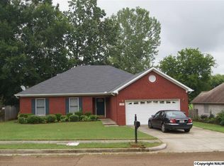 225 Jarrett Ln, Madison, AL 35758