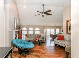 795 Shadow Pine Dr, Fenton, MO 63026