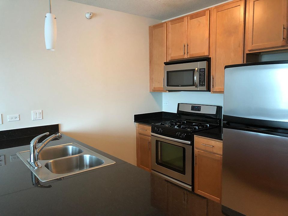 1st image of 552 W Kinzie St #W1713