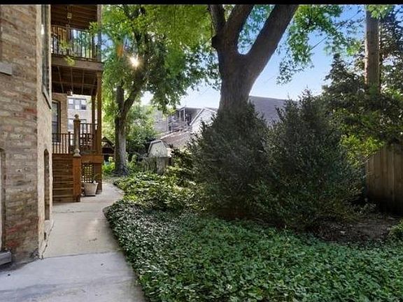 2nd image of 5043 N Winchester Ave #2E