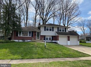 2020 Longcome Dr, Wilmington, DE 19810