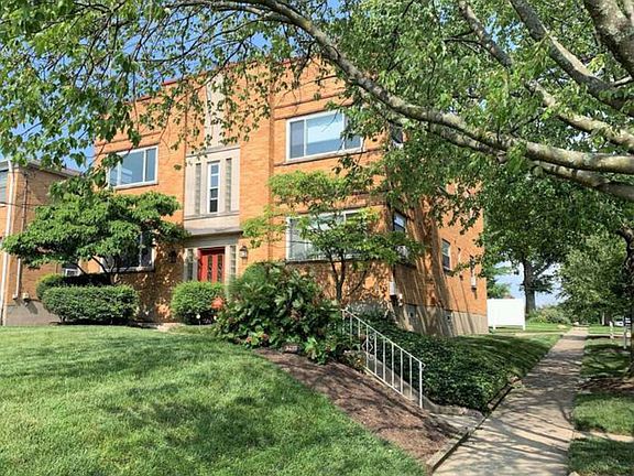 2nd image of 3210 Glenmore Ave #4