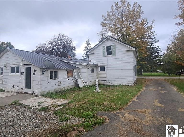 Listing photo 5