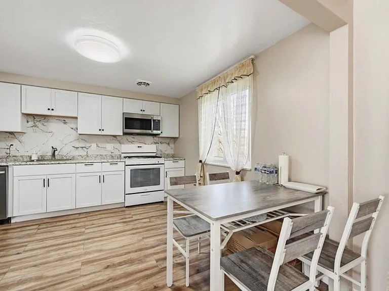 1149 Jefferson Rd — Photo 9