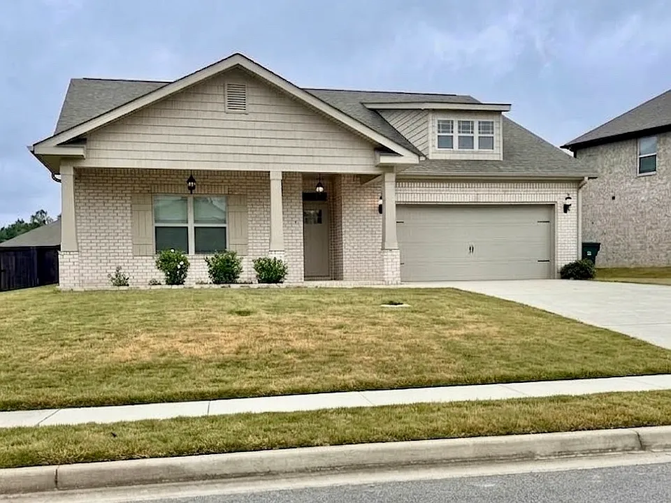142 Holly Fern Dr