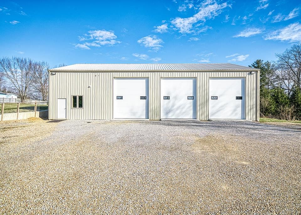 980 Sparta Dr, Crossville, TN 38555 Zillow