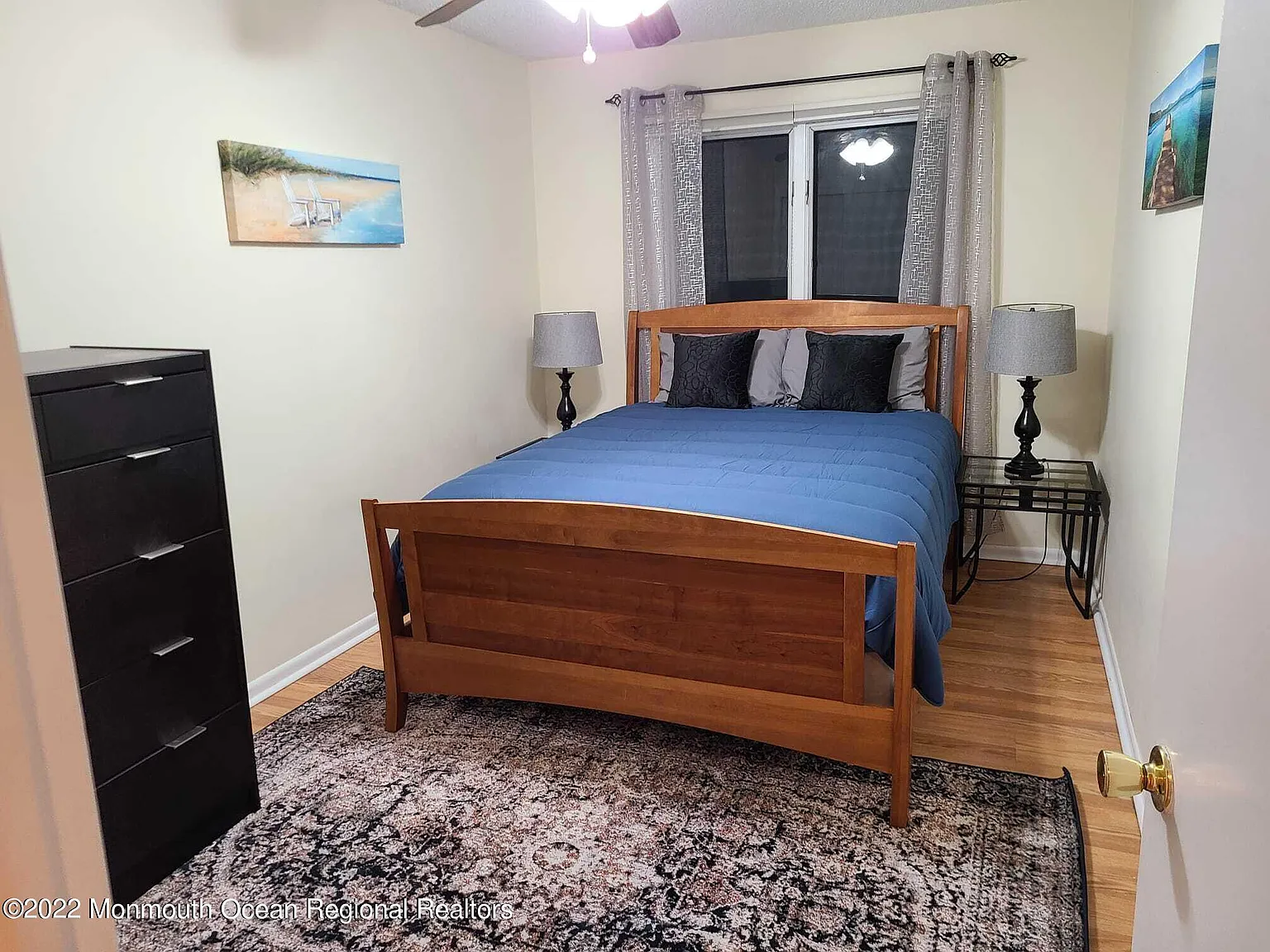 3 bed, 1.5 bath, 1410 sqft, $2,400 — Photo 4