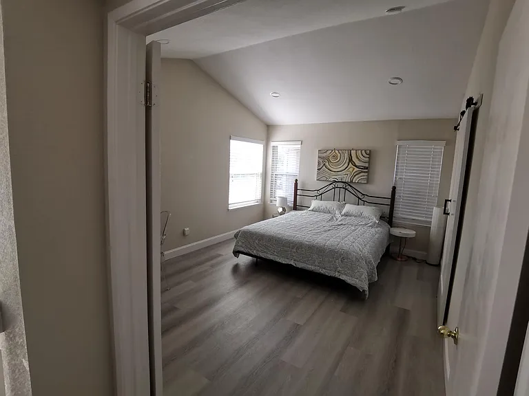 3221 W Las Positas Blvd — Photo 11