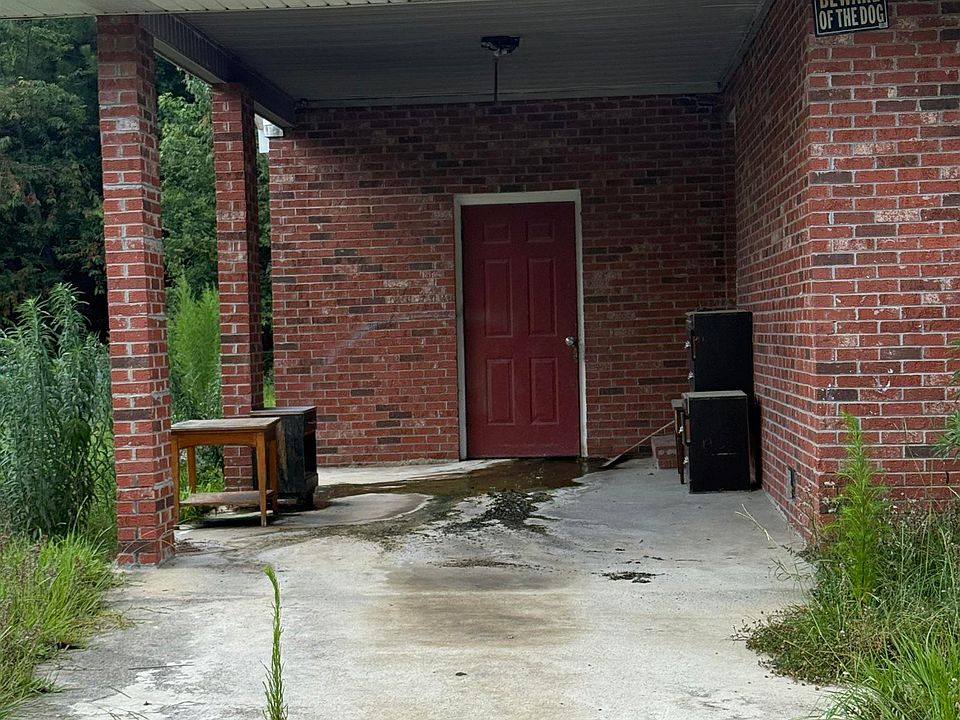 2nd image of 68 Sampson Rd