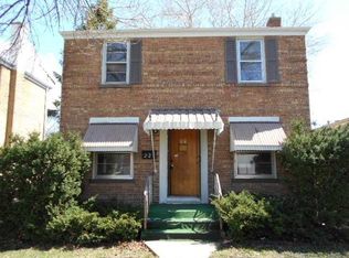 229 Geneva Ave, Bellwood, IL