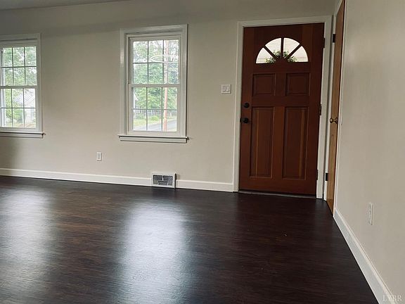 4th image of 325 Warren Ave Lot 26