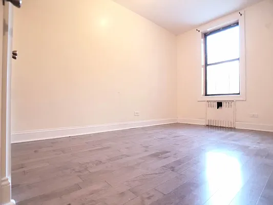 Rented by BRICK & GALO REALTY CORP | media 4