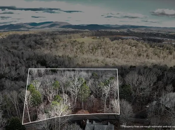 55 Timberwalk Dr, Ellijay, GA 30540