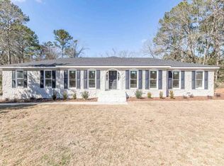 301 Holly Dr, Dublin, GA 31021